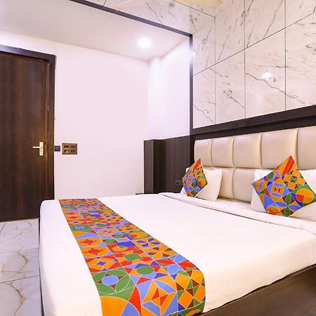 Fabhotel Grand Sparrow Tajganj Exterior photo