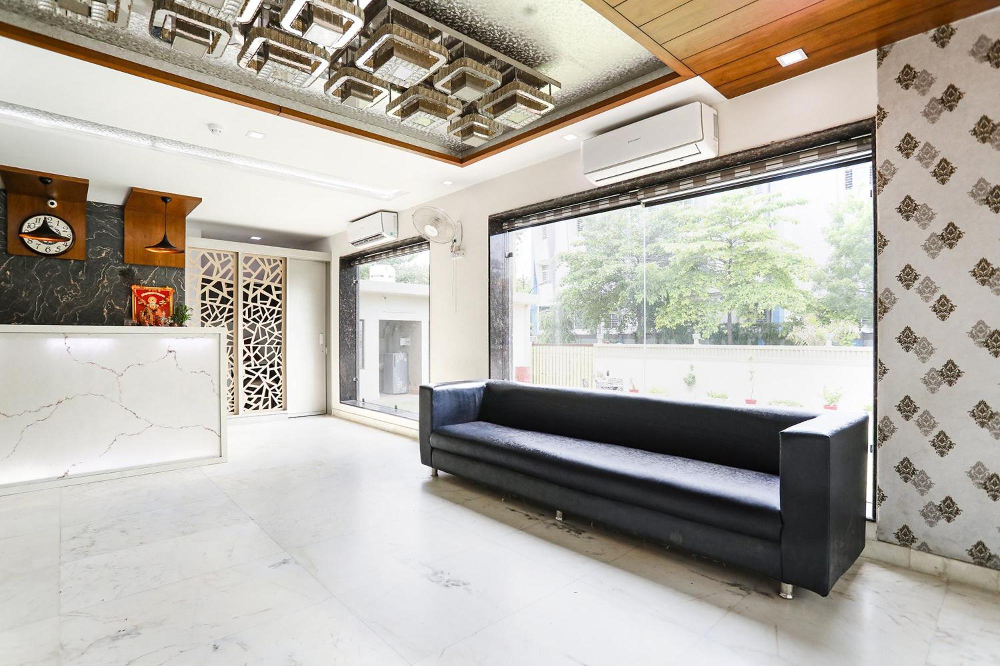 Fabhotel Grand Sparrow Tajganj Exterior photo